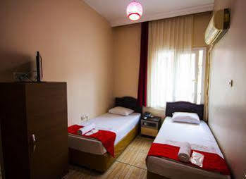 Hotel Cicek *